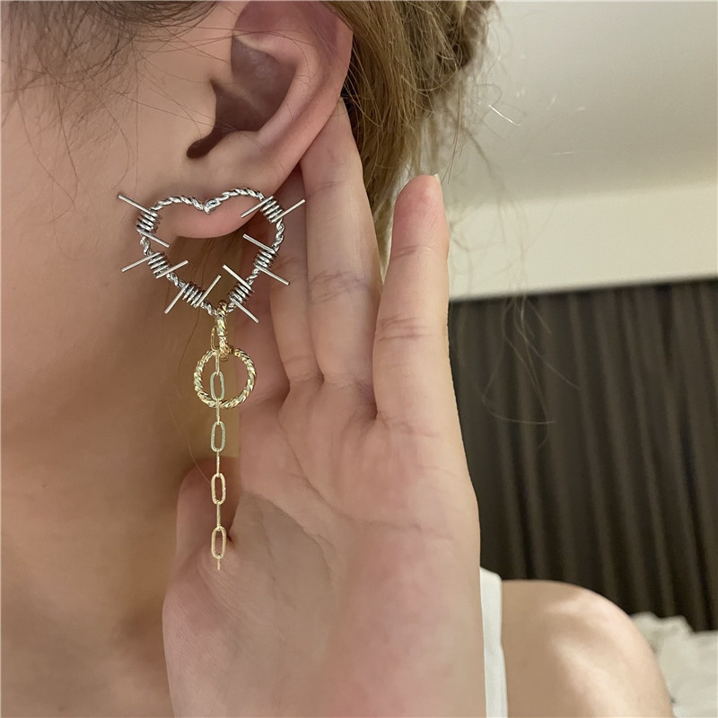 fashion heartshaped metal color matching chain earrings