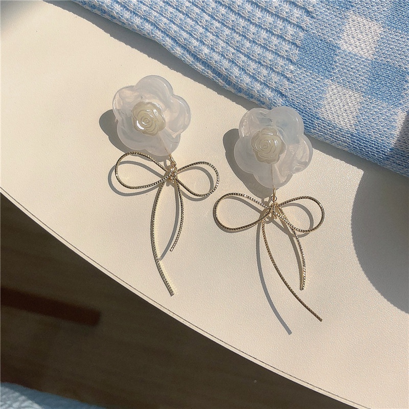 Korean style white flower bowknot earrings