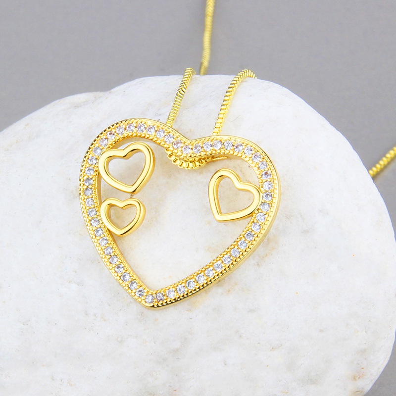 fashion simple heartshaped inlaid zirconium necklace