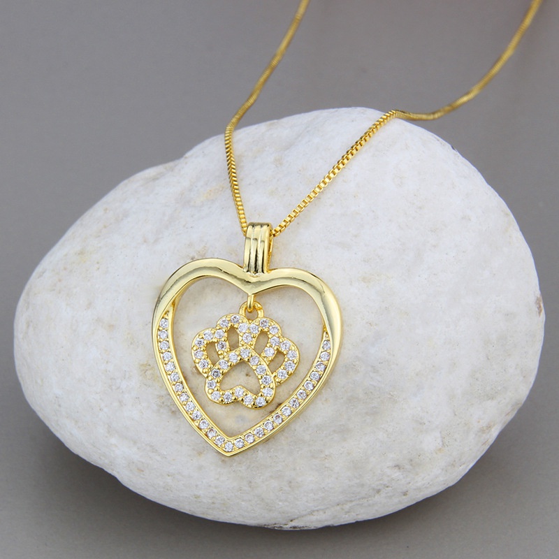 simple heartshaped inlaid zirconium pendant copper necklace