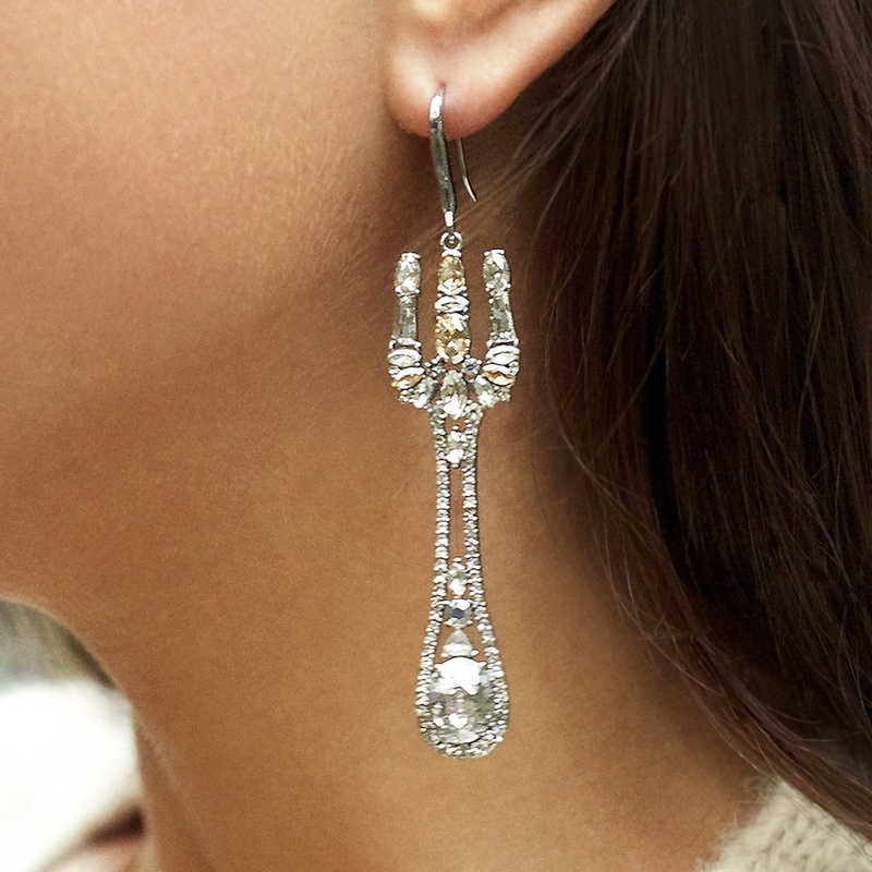fashion diamond water drop asymmetrical earrings