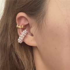 Nihaojewelry retro pearl crown metal ear bone clip wholesale jewelry
