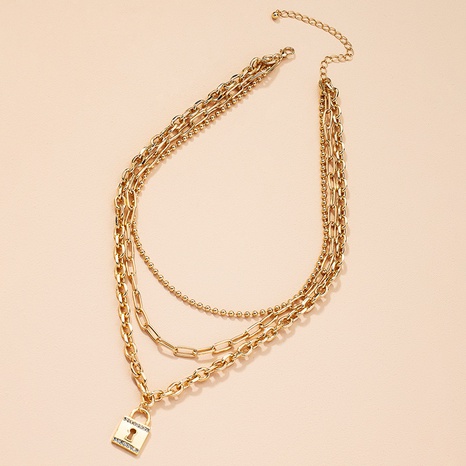 vente en gros bijoux petit pendentif cadenas collier multicouche Nihaojewelry's discount tags