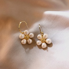 Nihaojewelry wholesale jewelry simple pearl flower alloy earrings