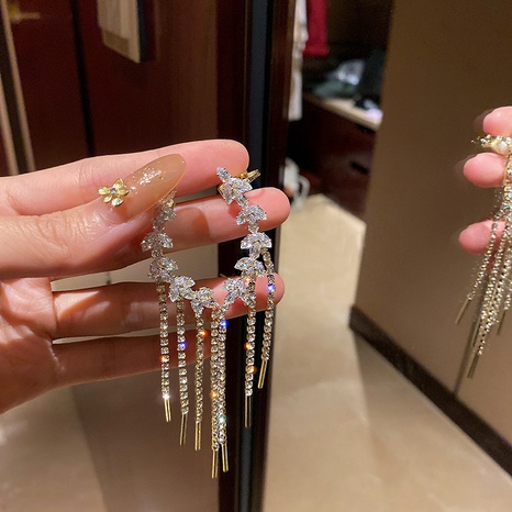 Nihaojewelry wholesale jewelry simple olive branch diamond tassel ear bone clip's discount tags