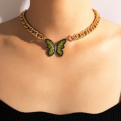 Nihaojewelry wholesale jewelry new style green full diamond butterfly pendant thick chain necklace