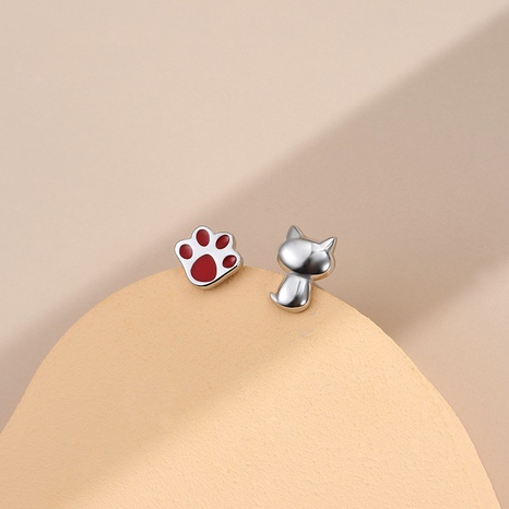 wholesale jewelry cat claw shape asymmetrical earrings nihaojewelry  NHHER385180's discount tags