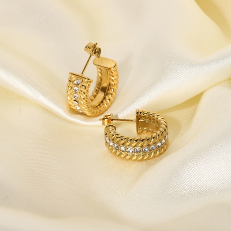 vente en gros bijoux boucles d'oreilles créoles en diamant en forme de C plaqué or Nihaojewelry's discount tags