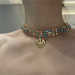 Farbe dreireihiger Diamant goldener Smiley Anhänger Halsband Großhandel Schmuck Nihaojewelry