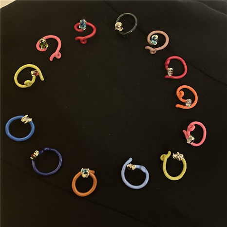 wholesale anillo de aleación de diamantes de color caramelo retorcido retro Nihaojewelry's discount tags