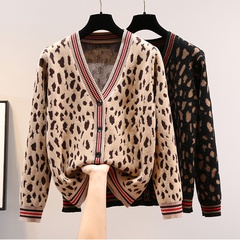 wholesale V-neck loose leopard print knitted cardigan nihaojewelry
