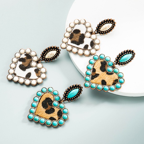 wholesale jewelry bohemia heart-shaped earrings leather earrings Nihaojewelry's discount tags