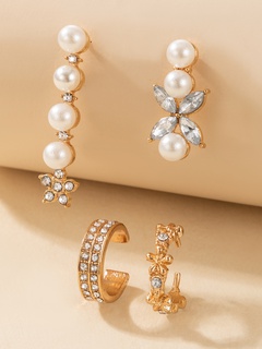 wholesale Conjunto de aretes de diamantes de perlas geométricas de estilo coreano Nihaojewelry