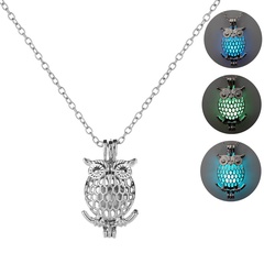 wholesale jewelry luminous hollow owl pendant necklace nihaojewelry