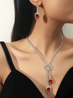 Wholesale Fashion Horse Eye Diamond Pendant Copper Bridal Jewelry Nihaojewelry