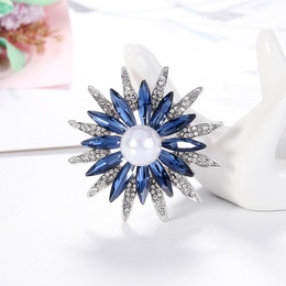 Korean Style Flower Crystal Sunflower Brooch Alloy Pearl Rhinestone Women S Pin Fashion Retro Clothing Accessoriespicture18