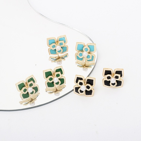 wholesale jewelry retro flower pearl stud earrings nihaojewelry's discount tags