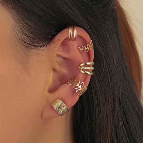 wholesale joyería simple geométrica hueca clip de hueso de oreja de cinco piezas Nihaojewelry's discount tags