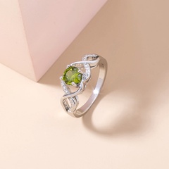 Estilo europeo y americano fresco Ins estilo Retro verde oliva gran gema anillo accesorios creativo Micro incrustado anillo de cobre anillo