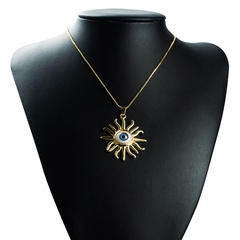 Devil's Eye Shape Pendant Gold-plated Copper Necklace Wholesale Nihaojewelry