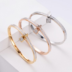 Bracelet en acier inoxydable clouté de diamants avec strass de serrure de mode coréenne en gros nihaojewelry