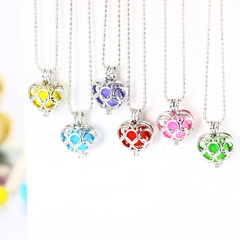 wholesale jewelry hollow heart-shaped aromatherapy pendant necklace nihaojewelry