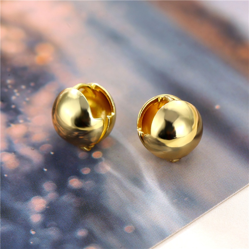 European American and French Style Ornament Wholesale Copper Plating 18K Gold Earrings Cold Style round Spherical Personalized Ear Clips Earrings for Women
