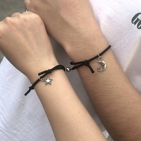 Großhandel Schmuck Stern Mond Anhänger Magnet verstellbares Paar Armband nihaojewelry's discount tags