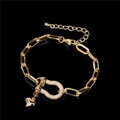 Fashion Inlaid Micro Diamond Vachette Clasp Bracelet Ins Fashion Design Love Small Pendant Adjustable Personalized Women's Bracelet