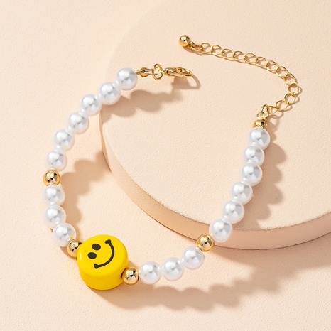 Al por mayor joyería retro cara sonriente pulsera de cuentas de perlas nihaojewelry's discount tags