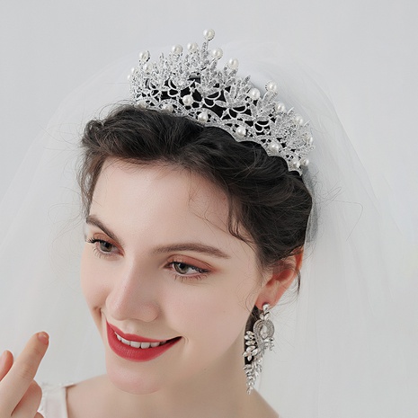 Fashion Wedding Headdress European and American New High-End Luxury Pearl Bridal Crown Banquet Ornament's discount tags