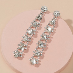 Mode geometrische lange Wassertropfen Diamantohrringe Großhandel Nihaojewelry