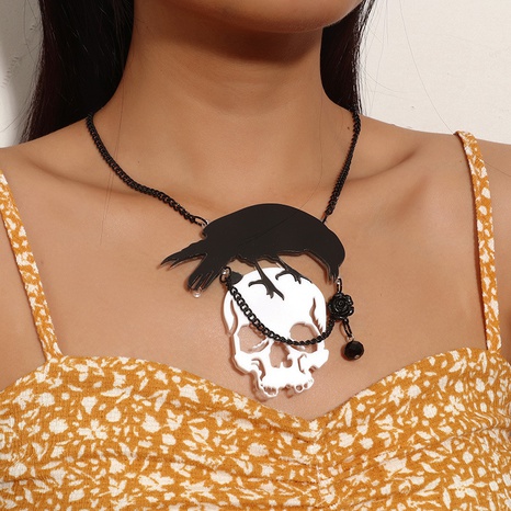 collar de cráneo humano hueco de acrílico retro al por mayor Nihaojewelry's discount tags