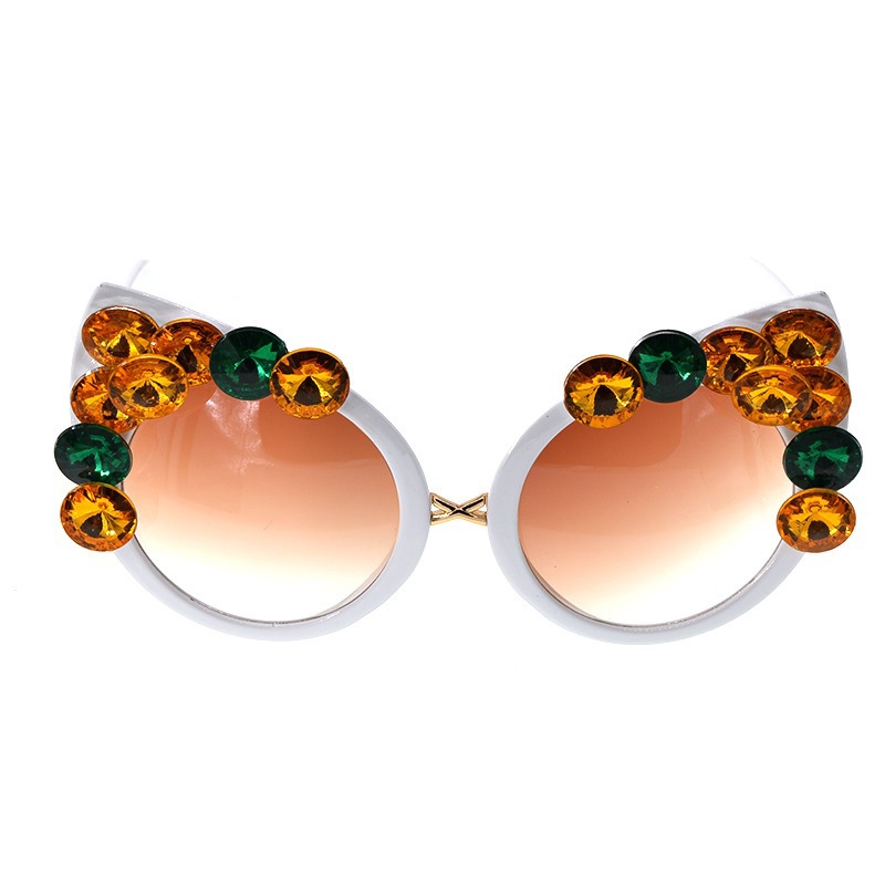 2021 New Fashion Sunglasses for Women Personalized Street Shot Trendy ThreeDimensional DiamondInlaid round Retro Sunglasses Large Frame Wholesale