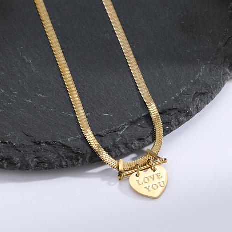 wholesale bijoux chaîne en os de serpent pendentif coeur collier en acier inoxydable nihaojewelry's discount tags