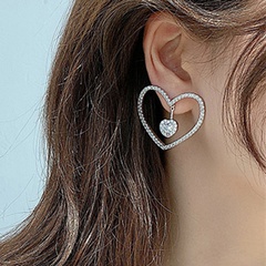 Koreanische Herz voller Diamanten hohle Ohrringe Großhandel Nihaojewelry