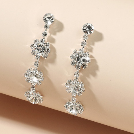 Koreanische geometrische Diamantblume lange Ohrringe Großhandel Nihaojewelry's discount tags
