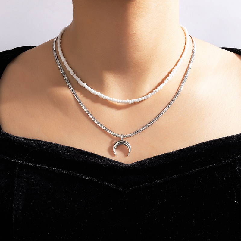 BohoStil handgetragene weie Perlen Mond mehrschichtige Halskette Grohandel Nihaojewelry