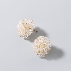 wholesale simple hand-woven crystal bead petal stud earrings Nihaojewelry