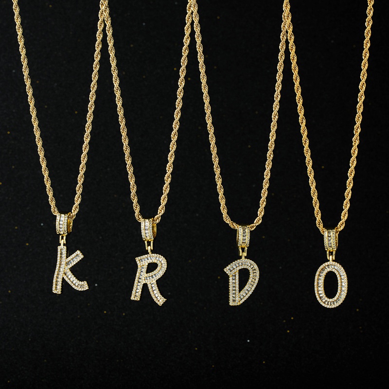 wholesale 26 pendentif lettre anglaise collier zircon plaqu or cuivre Nihaojewelry