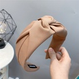 B071 Korean Style Internet Celebrity Noble Elegant Fabric Headband Womens WideBrimmed Knotted Hair Fixer Hair Accessories Korean Style Solid Color Headband Fashionpicture19