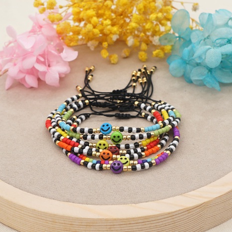 ethnischer Stil Farbverlauf Smiley Farbe Perlenarmband Großhandel nihaojewelry's discount tags