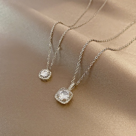 Collier pendentif zircon géométrique simple en acier au titane bijoux en gros Nihaojewelry's discount tags