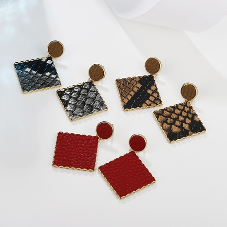 Boucles d'oreilles géométriques en cuir à carreaux à pois rétro diamant léopard en gros nihaojewelry's discount tags