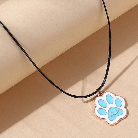 wholesale fashion painting oil bear paw pendent necklace Nihaojewelry's discount tags