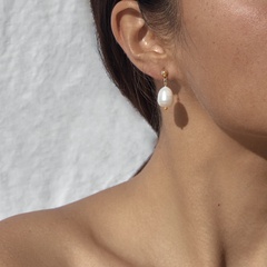 wholesale stainless steel freshwater pearl c-shaped pendant earrings Nihaojewelry