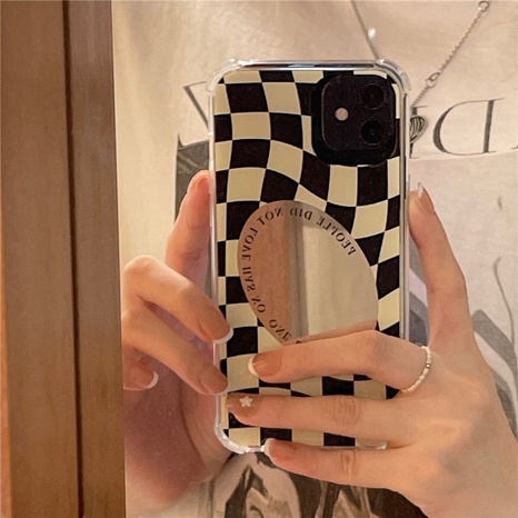 wholesale Caja de teléfono con espejo de celosía de tablero de ajedrez negro coreano Nihaojewelry's discount tags