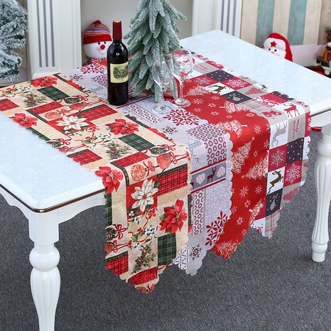 wholesale nuevo corredor de mesa Calico adornos navideños Nihaojewelry's discount tags
