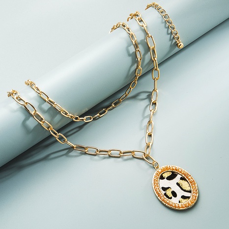 wholesale collier multicouche pendentif en cuir de cristal de mode imprimé léopard Nihaojewelry's discount tags