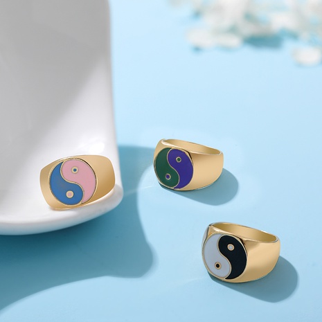 Großhandel Retro-Farben-Tai-Chi-Ring Nihaojewelry's discount tags
